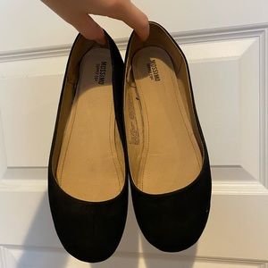 Black flats